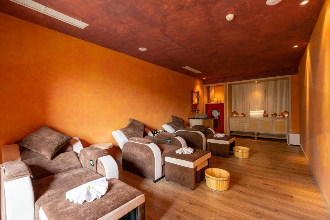 Sala Grand Tuyhoa Hotel Tuy Hoa Dış mekan fotoğraf