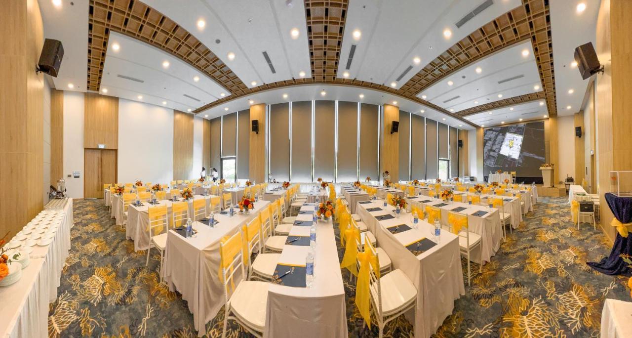 Sala Grand Tuyhoa Hotel Tuy Hoa Dış mekan fotoğraf