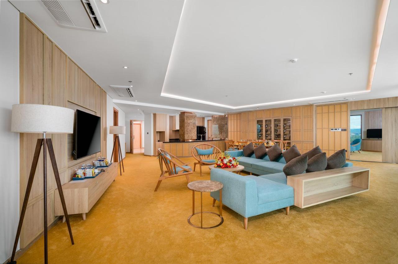 Sala Grand Tuyhoa Hotel Tuy Hoa Dış mekan fotoğraf