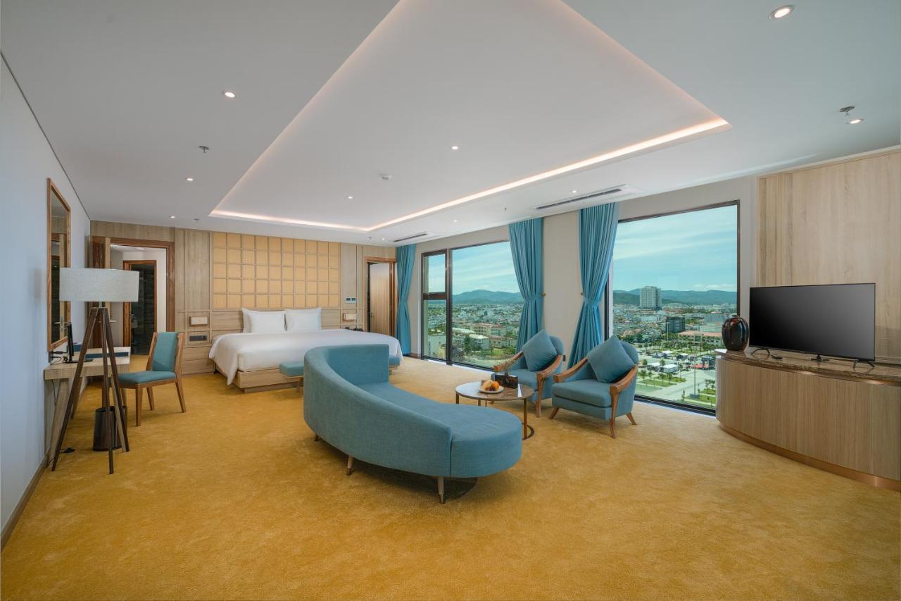 Sala Grand Tuyhoa Hotel Tuy Hoa Dış mekan fotoğraf
