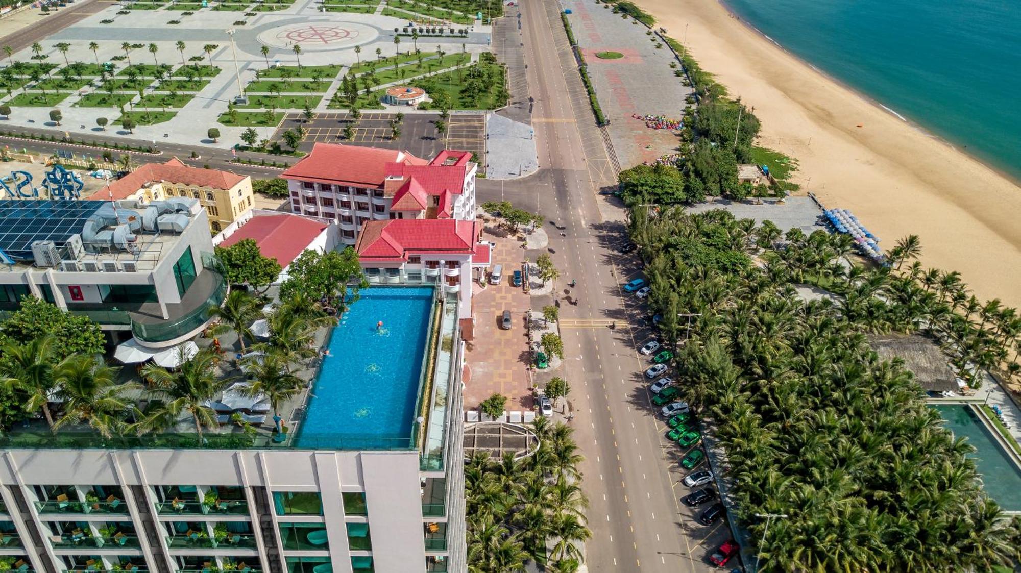 Sala Grand Tuyhoa Hotel Tuy Hoa Dış mekan fotoğraf